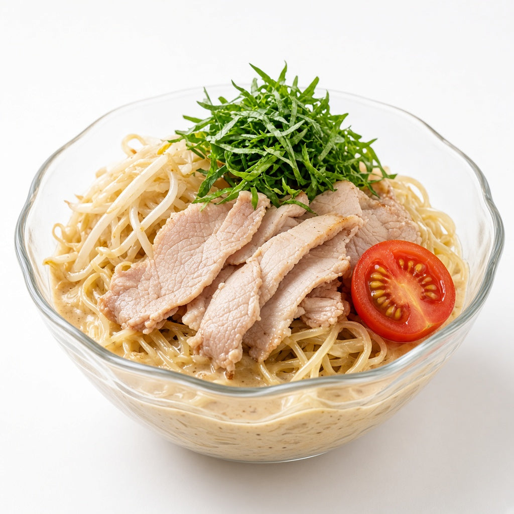 Chilled ramen with bean sprouts and pork shabu